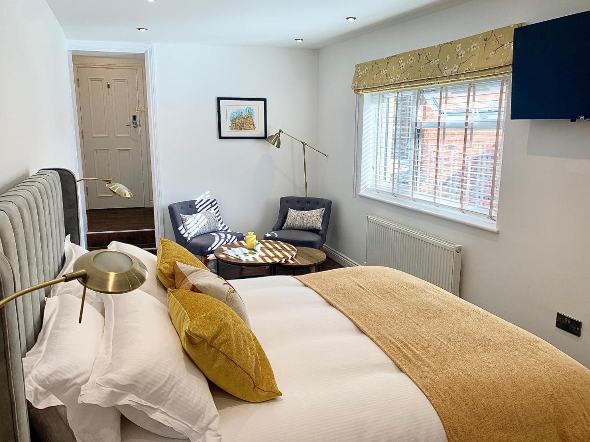 Upstairs At 33 - Self Check In Boutique Accommodation In Worcester Centre Eksteriør bilde