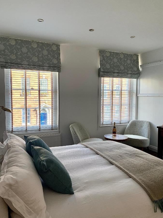 Upstairs At 33 - Self Check In Boutique Accommodation In Worcester Centre Eksteriør bilde