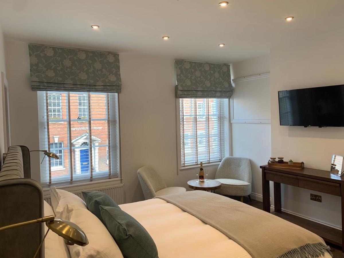 Upstairs At 33 - Self Check In Boutique Accommodation In Worcester Centre Eksteriør bilde