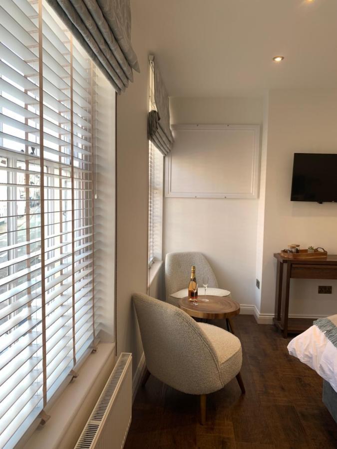 Upstairs At 33 - Self Check In Boutique Accommodation In Worcester Centre Eksteriør bilde